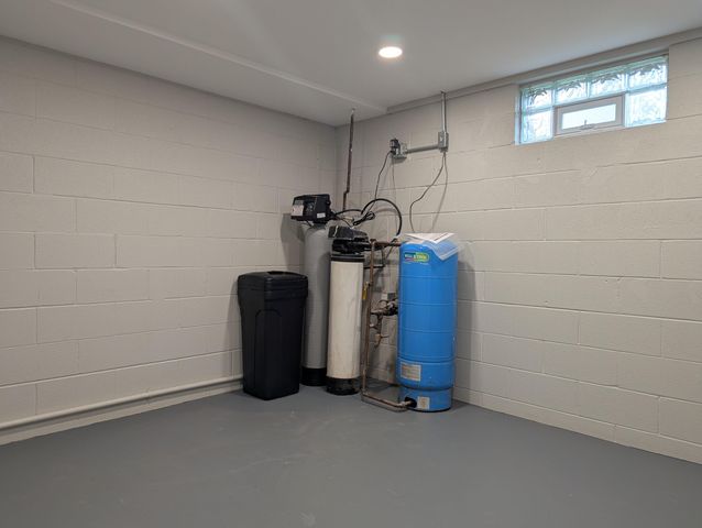 1811 Devon Drive 1811 Devon Drive, Springfield, OH 45503