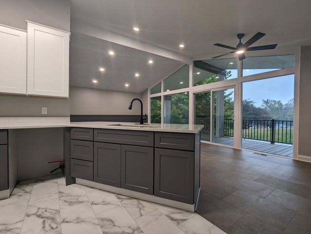 1811 Devon Drive 1811 Devon Drive, Springfield, OH 45503