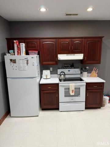 8318 S Ashley Avenue, Bloomington, IN 47401