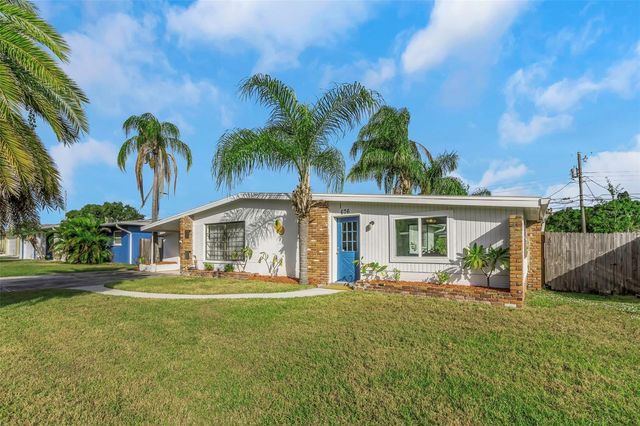 676 ORANGEWOOD DRIVE, Dunedin, FL 34698