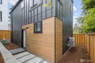 1214 NE 100th Street, Seattle, WA 98125