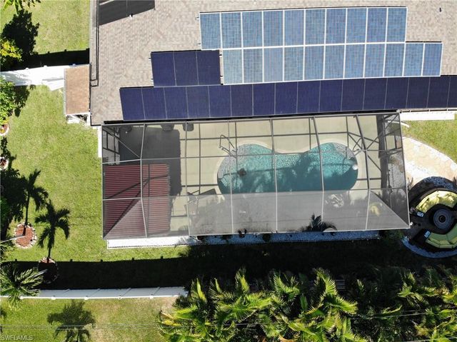 320 SE 28th TER, Cape Coral, FL 33904