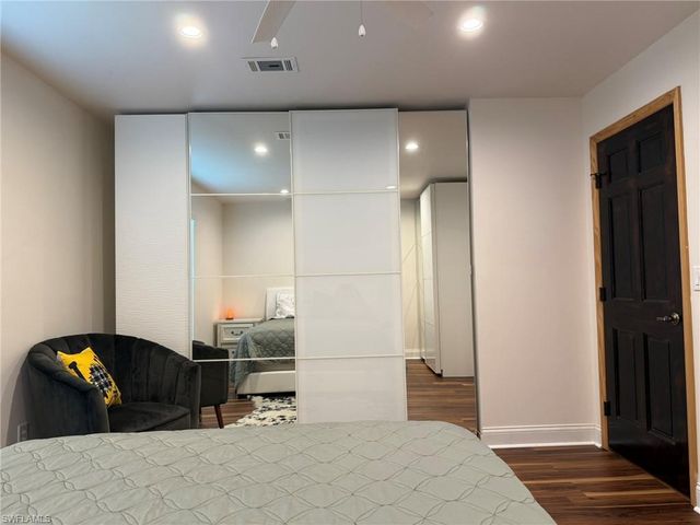 320 SE 28th TER, Cape Coral, FL 33904