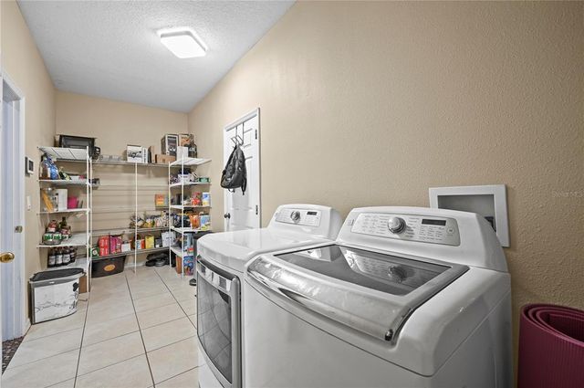 14236 GOLDEN RAIN TREE BOULEVARD, Orlando, FL 32828