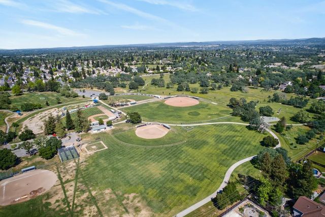 4586 Wawona Cir, Fair Oaks, CA 95628