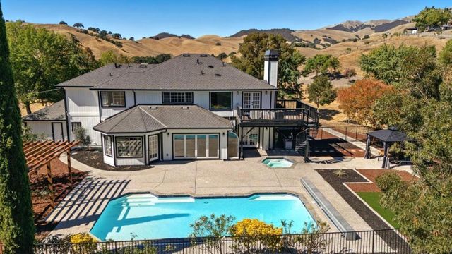 6650 Johnston Road, Pleasanton, CA 94588