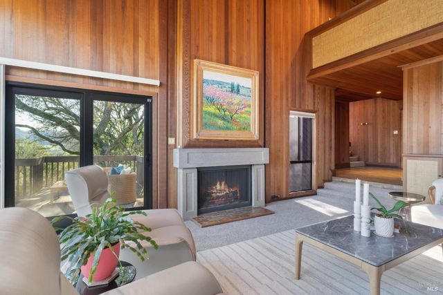 14 Oak Grove Way, Napa, CA 94559