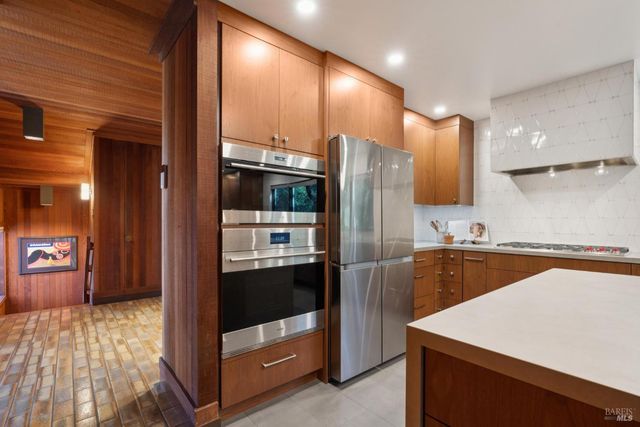 14 Oak Grove Way, Napa, CA 94559