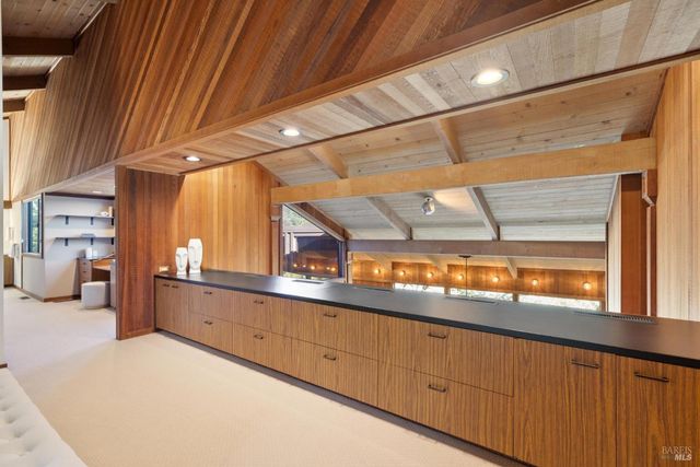 14 Oak Grove Way, Napa, CA 94559