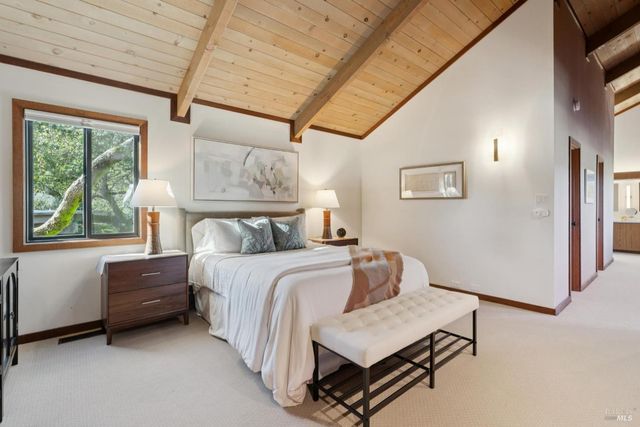 14 Oak Grove Way, Napa, CA 94559