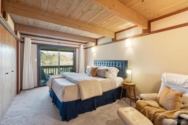 14 Oak Grove Way, Napa, CA 94559