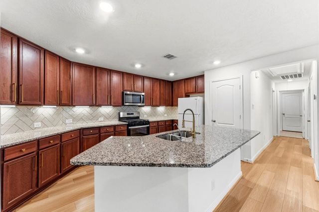 9530 Louis Phillip Street, Magnolia, TX 77354
