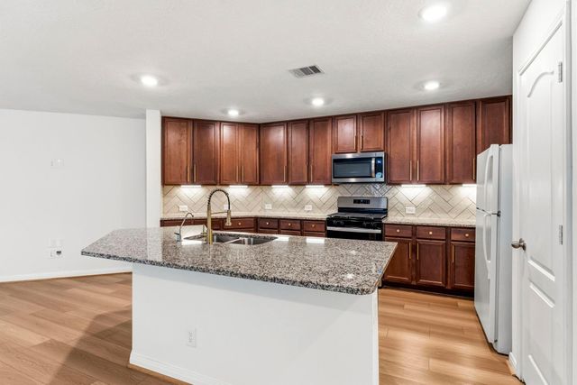 9530 Louis Phillip Street, Magnolia, TX 77354