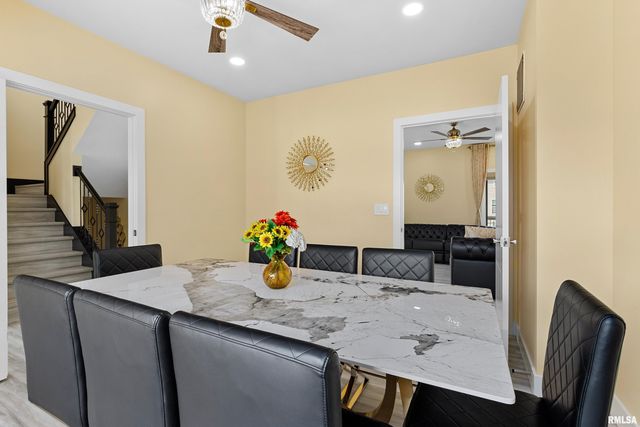 2817 W Lake Trail Court, Dunlap, IL 61525