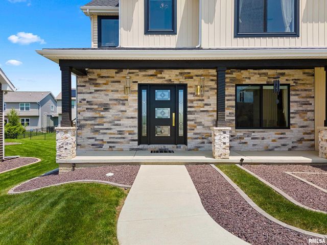 2817 W Lake Trail Court, Dunlap, IL 61525