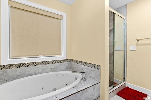 2817 W Lake Trail Court, Dunlap, IL 61525