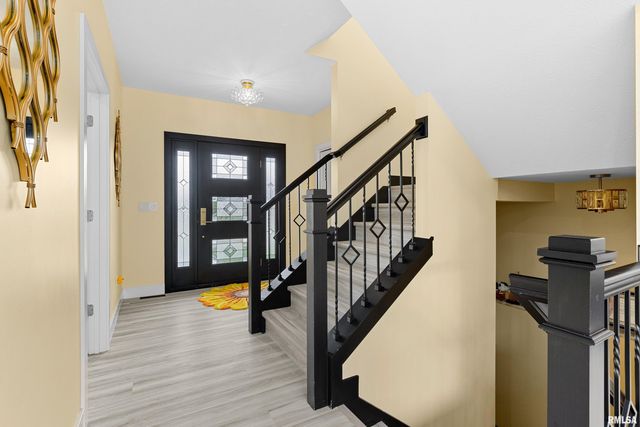 2817 W Lake Trail Court, Dunlap, IL 61525