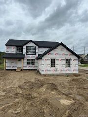 42466 Colonial Road, Belleville, MI 48111