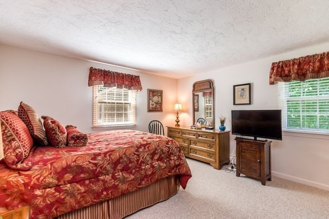 209 Patriot Way, Barnstable, MA 02632