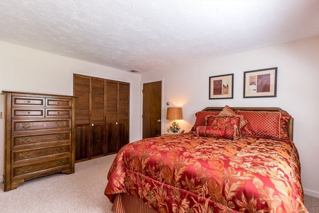 209 Patriot Way, Barnstable, MA 02632