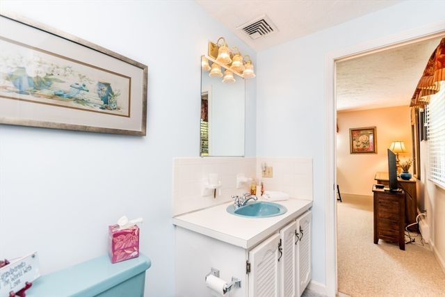 209 Patriot Way, Barnstable, MA 02632