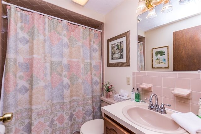 209 Patriot Way, Barnstable, MA 02632