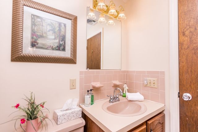 209 Patriot Way, Barnstable, MA 02632