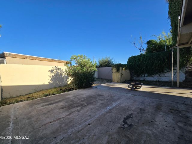 9402 E Placita Eunice, Tucson, AZ 85715