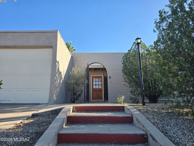 9402 E Placita Eunice, Tucson, AZ 85715