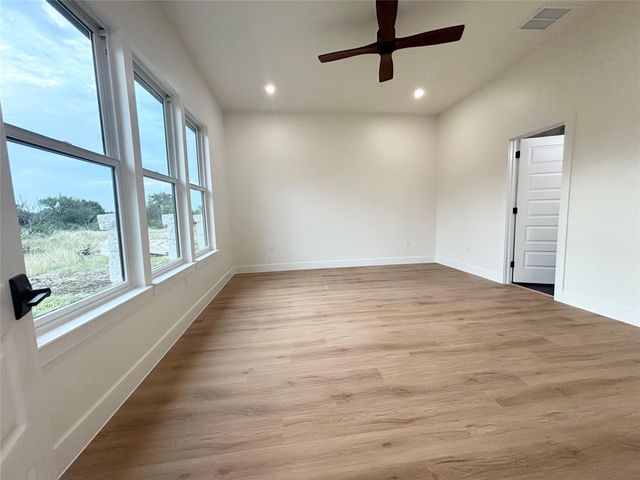 1713 Whitetail RD, Horseshoe Bay, TX 78657