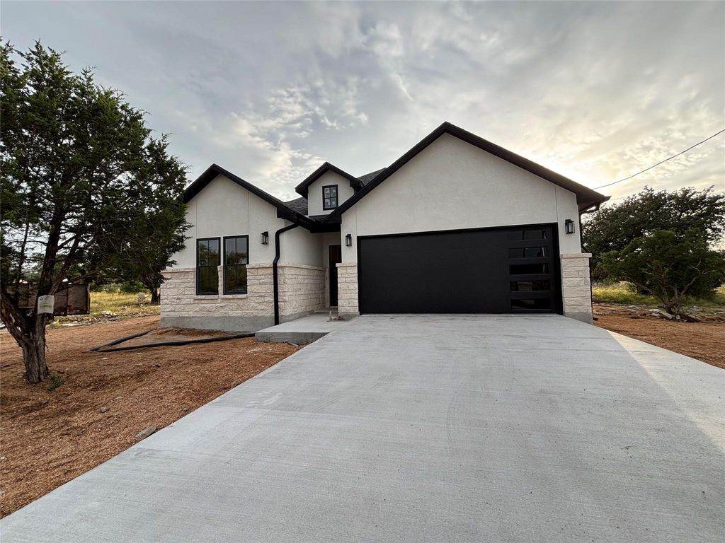 1713 Whitetail RD, Horseshoe Bay, TX 78657