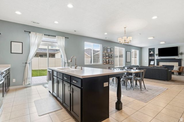 970 N BEXLEY DR, North Salt Lake, UT 84054