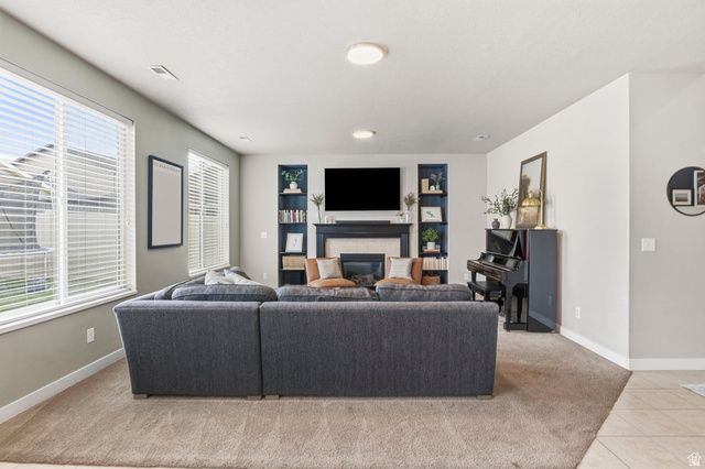 970 N BEXLEY DR, North Salt Lake, UT 84054