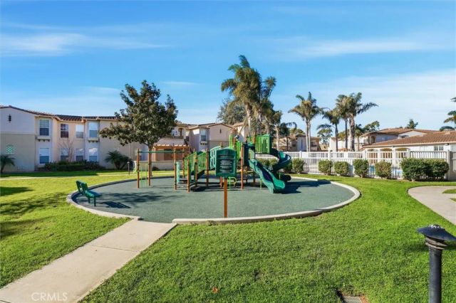 310 E Mccoy 11F, Santa Maria, CA 93455