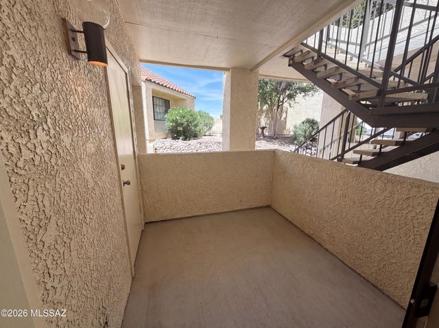 1200 E River Road L158, Tucson, AZ 85718