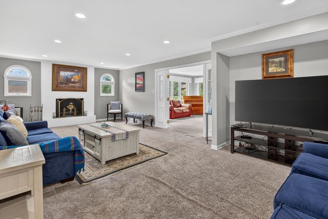 13030 S Cypress Lane, Palos Heights, IL 60463