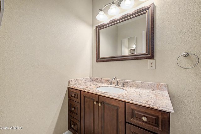 2929 W LOMA Lane, Phoenix, AZ 85051