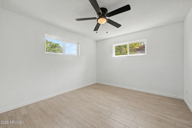 2929 W LOMA Lane, Phoenix, AZ 85051