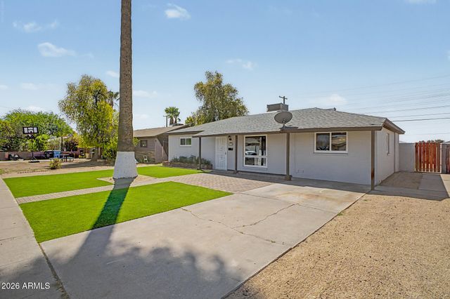 2929 W LOMA Lane, Phoenix, AZ 85051