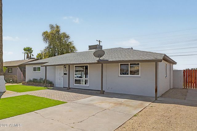 2929 W LOMA Lane, Phoenix, AZ 85051