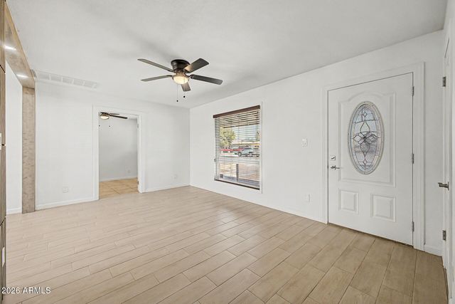 2929 W LOMA Lane, Phoenix, AZ 85051