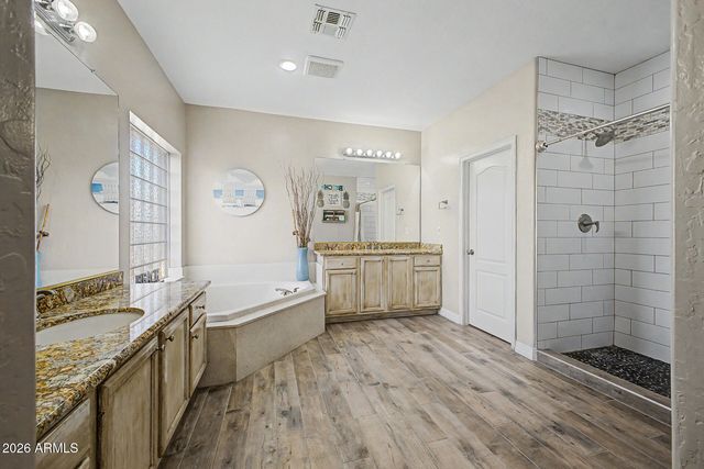 2848 E FOUNTAIN Street, Mesa, AZ 85213