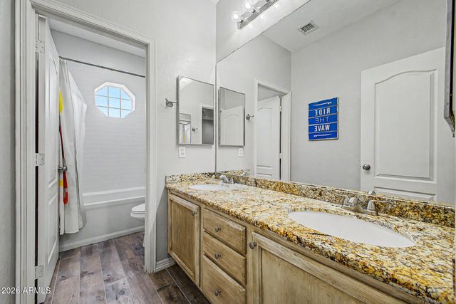 2848 E FOUNTAIN Street, Mesa, AZ 85213