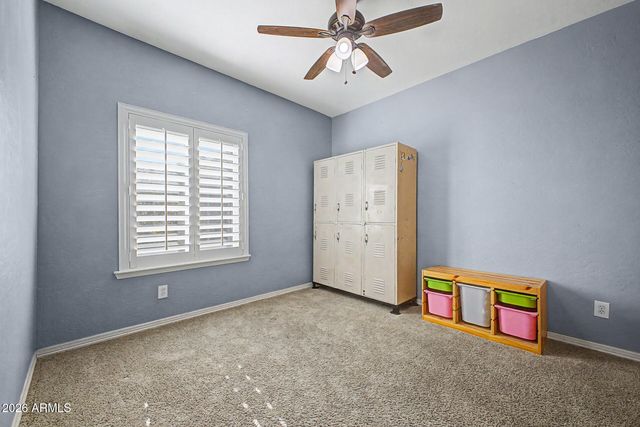 2848 E FOUNTAIN Street, Mesa, AZ 85213