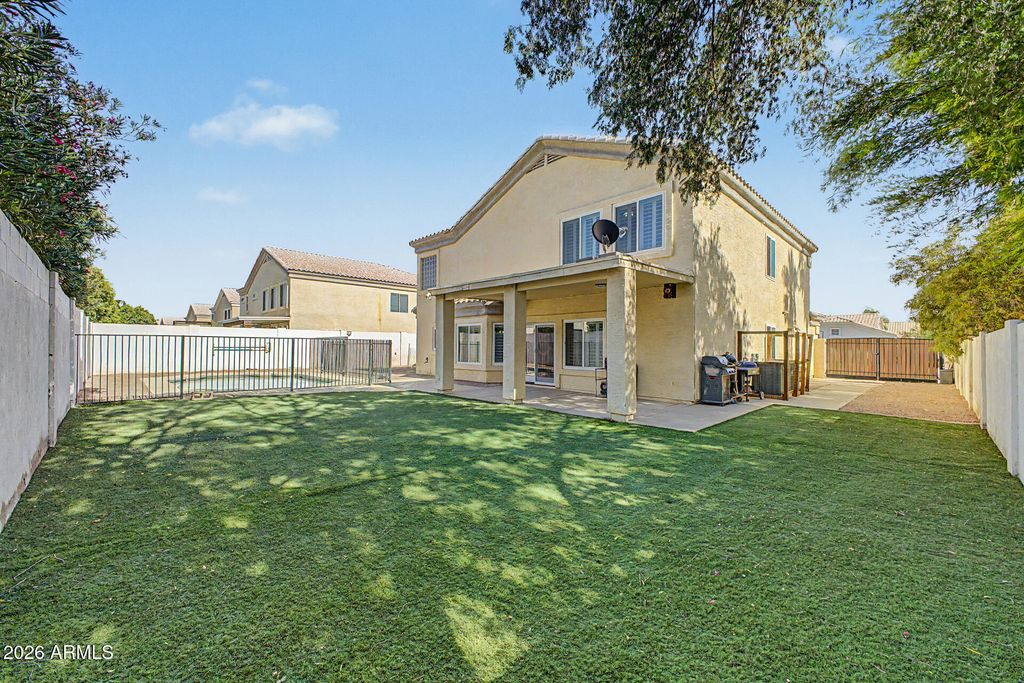 Image 29 of property listing at 2848 E FOUNTAIN Street, Mesa, AZ 85213