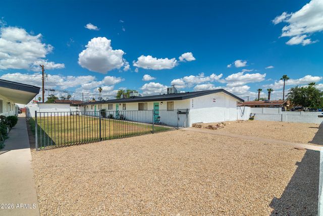 2140 W HEATHERBRAE Drive, Phoenix, AZ 85015