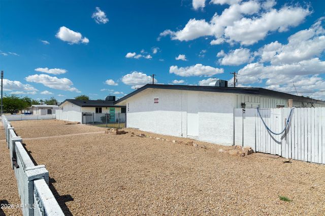 2140 W HEATHERBRAE Drive, Phoenix, AZ 85015