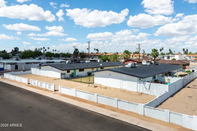 2140 W HEATHERBRAE Drive, Phoenix, AZ 85015