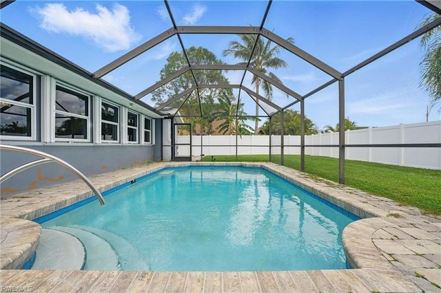 2941 SE 10th PL, Cape Coral, FL 33904