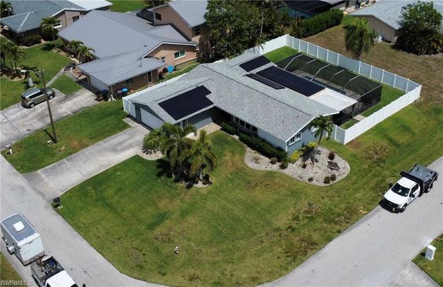 2941 SE 10th PL, Cape Coral, FL 33904